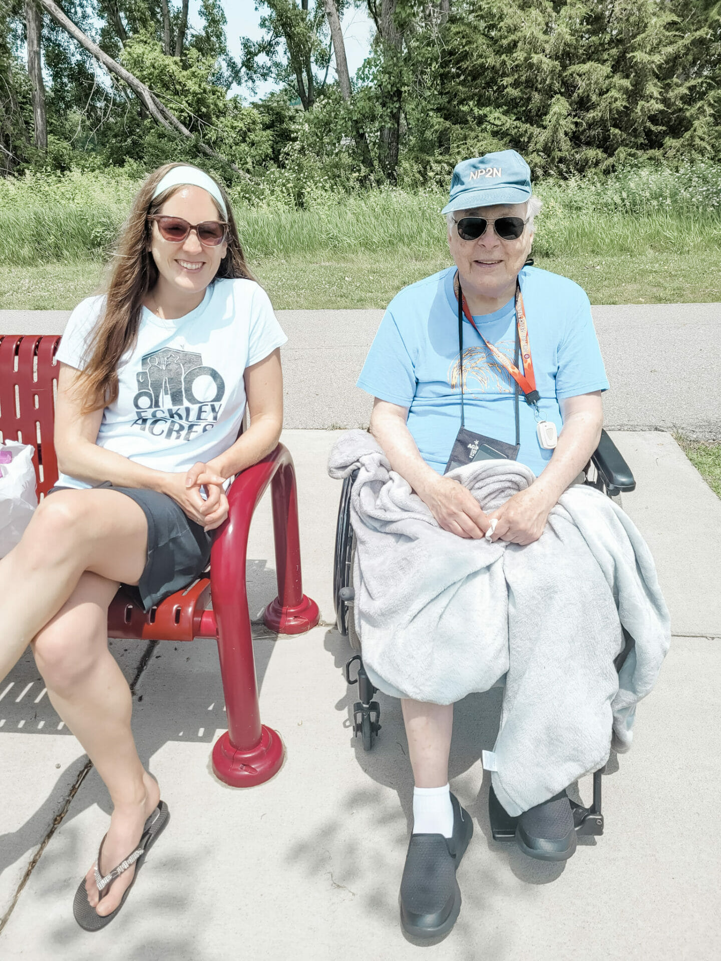 volunteer with senior