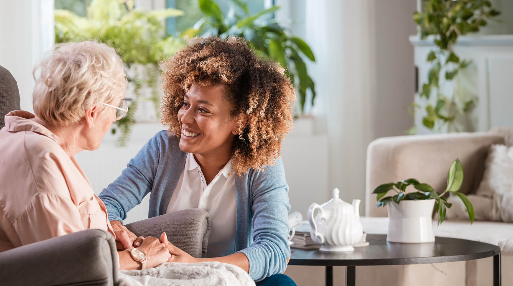 Caretaker with a senior