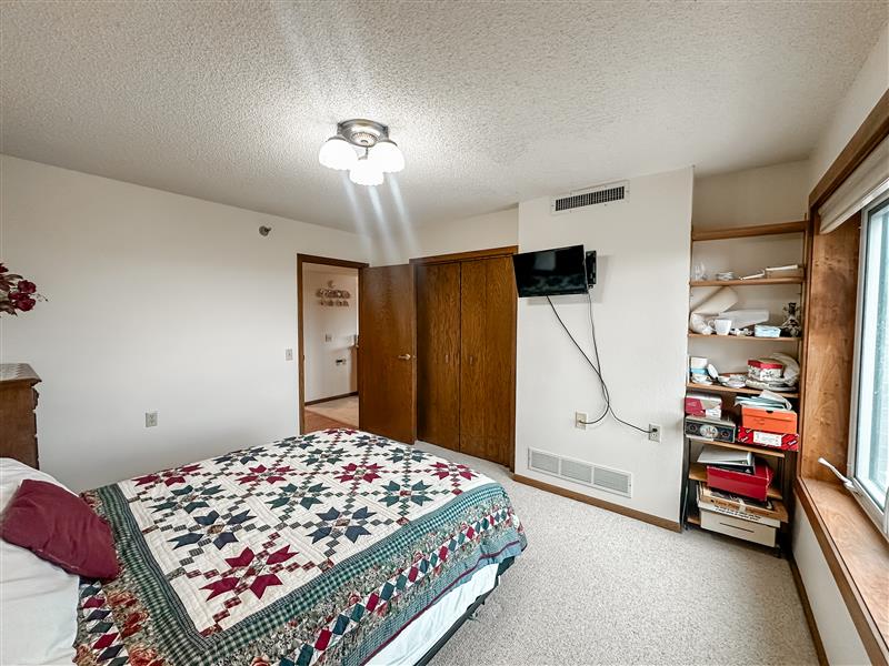 No Alt Tag Available