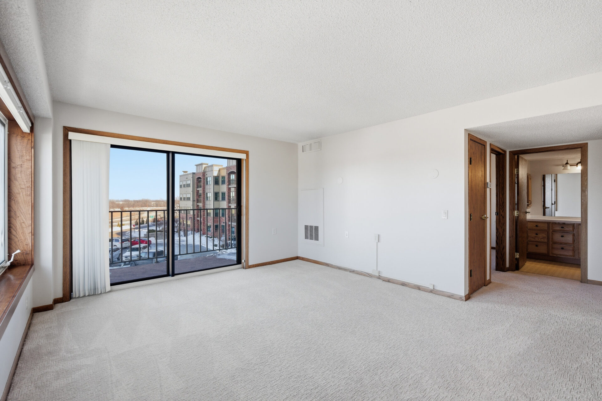 No Alt Tag Available